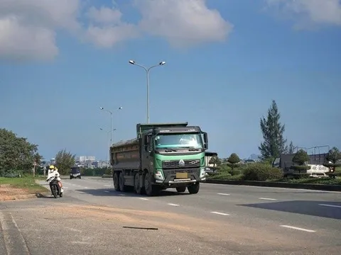 Đà Nẵng: Siết kiểm tra xe ben chạy ẩu trên tuyến Hòa Cầm lên cao tốc La Sơn – Túy Loan
