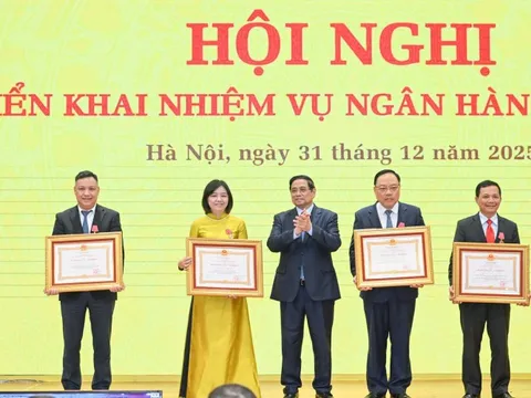 Thủ tướng: Mọi hoạt động của ngân hàng phải đổi mới, phải đột phá nhưng nhất quán mục tiêu