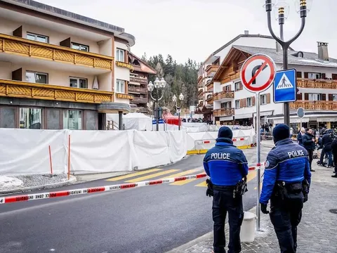 Hỏa hoạn kinh hoàng đêm giao thừa ở Thụy Sĩ: Pháo hoa cầm tay có thể là nguyên nhân