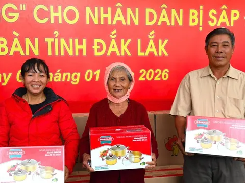 Quân khu 5 khánh thành, bàn giao 175 căn nhà xây mới thuộc 'Chiến dịch Quang Trung'