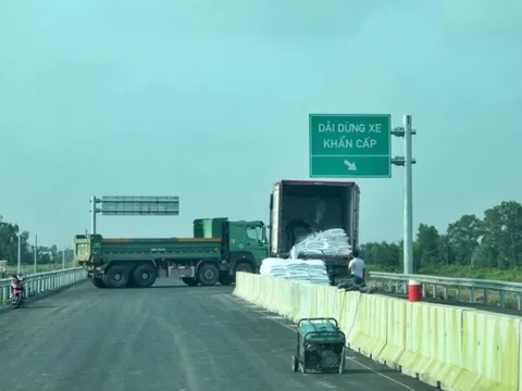 Khẩn trương hoàn thành đồng bộ cao tốc Bắc - Nam đoạn Cần Thơ - Cà Mau