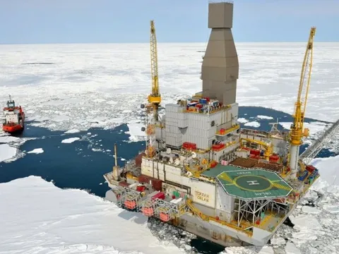 Ông Putin cho gã khổng lồ năng lượng Mỹ thêm thời gian để cắt lỗ