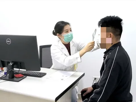 Ngứa dai dẳng vùng sinh dục, người bệnh đi khám phát hiện nhiễm rận mu