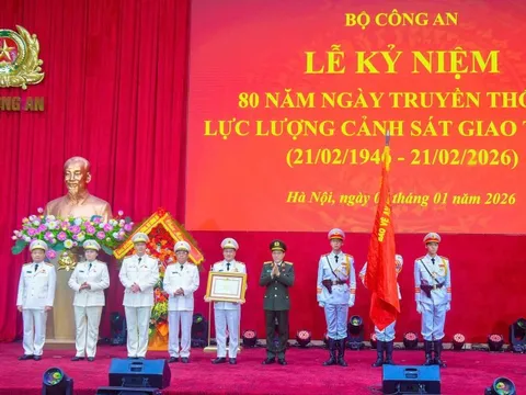 Lực lượng cảnh sát giao thông đón nhận Huân chương Quân công hạng Nhất