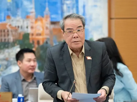 Sớm điều chỉnh tiền lương để ổn định đời sống cho cán bộ, công chức