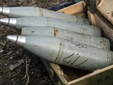 Số phận sáng kiến đạn pháo cho Ukraine bây giờ ra sao?