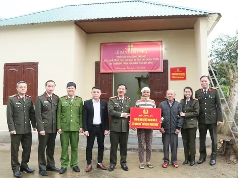 “Chiến dịch Quang Trung” ở Hà Tĩnh-Kỳ 1: Dựng nhà bằng mệnh lệnh từ trái tim