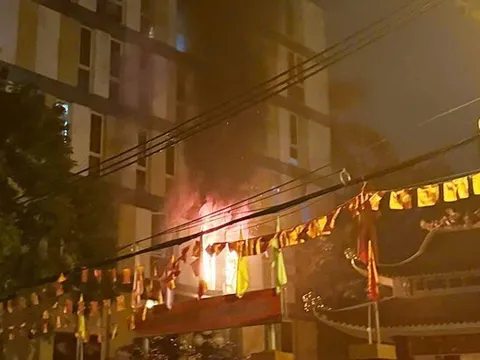 Điều tra vụ nhà nghỉ 8 tầng cháy nghi do bị phóng hỏa, tạm giữ 1 đối tượng