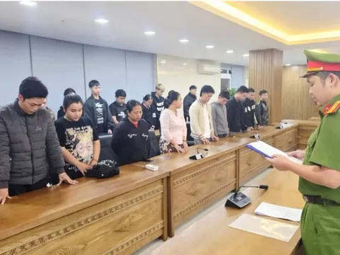 Triệt phá đường dây lừa đảo xuyên Việt giao dịch hàng trăm nghìn tỷ đồng, bắt 35 đối tượng