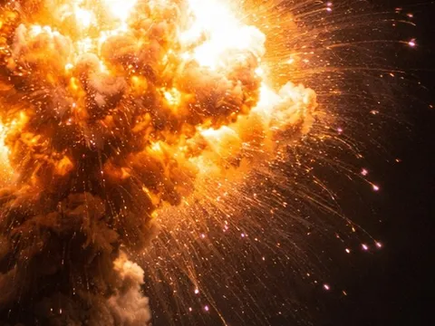 Không chiến UAV: Ukraine tung lá chắn "né đòn" cảm tử