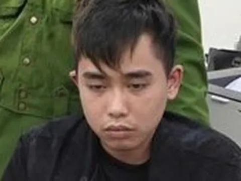 Bạn gái bị cho nghỉ việc, nam thanh niên tấn công bạn trai của chủ quán