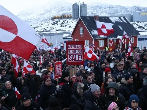 Ông Trump "đảo chiều", EU hoài nghi