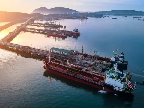 CHUYỂN ĐỔI KÉP - Đột phá chiến lược của Petrovietnam