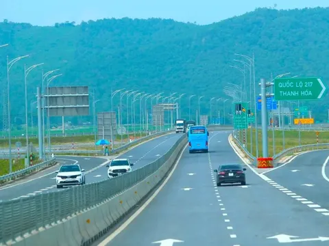 Xây dựng mức thu phí sử dụng đường bộ với 18 tuyến cao tốc