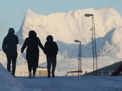 Sau cú “quay xe” của ông Trump về Greenland, NATO và Đan Mạch nhất trí một điều