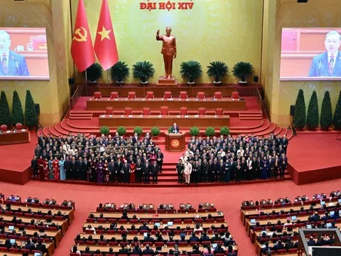 Chân dung 19 đồng chí Ủy viên Bộ Chính trị Ban chấp hành trung ương Đảng khóa XIV