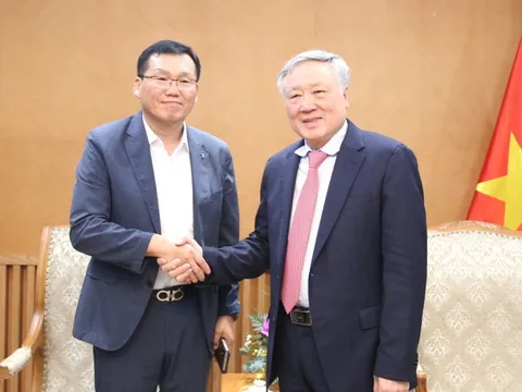 Phó Thủ tướng Thường trực Nguyễn Hòa Bình tiếp Tổng giám đốc điều hành của HD Hyundai Eco Vina