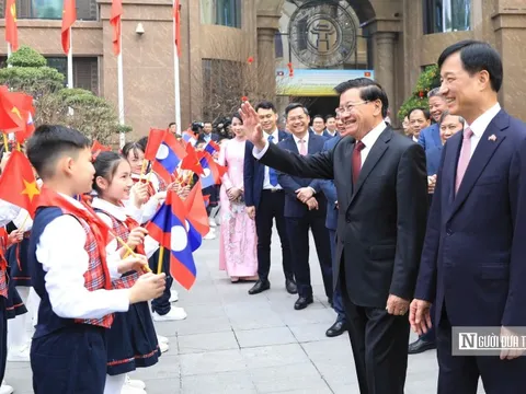 Tổng Bí thư, Chủ tịch nước Lào thăm, làm việc với Đảng bộ, chính quyền Hà Nội