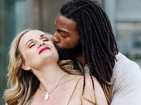 Bà cô 54 tuổi lấy trai trẻ kém 21 tuổi, sau đám cưới cái kết thật ngỡ ngàng