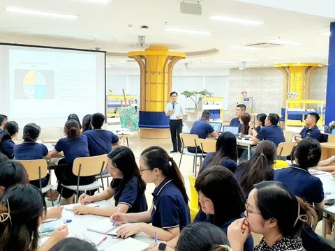 Đổi mới đào tạo giáo viên trong bối cảnh chuyển đổi số và AI