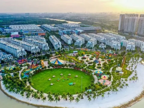 Đi qua đủ chu kỳ thịnh - suy, nhà đầu tư kỳ cựu gọi Vịnh Ngọc là “mỏ vàng” dài hạn của bất động sản ESG