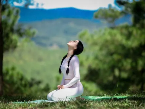 Nữ hoàng Miss Yogi 2026 Hà Thị Bình lan tỏa tình yêu yoga