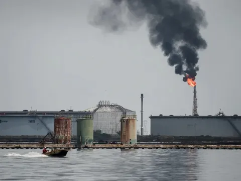 Mỹ gia tăng sức ép lên doanh thu dầu Nga, gọi tên Ấn Độ và Venezuela