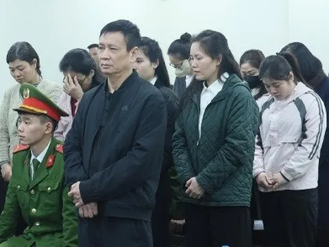 "Bà trùm" đường dây buôn lậu 546 kg vàng bị đề nghị đến 13 năm tù