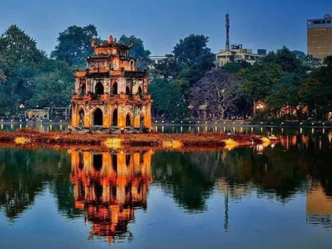 Chiến lược truyền thông quảng bá hình ảnh Việt Nam ra nước ngoài