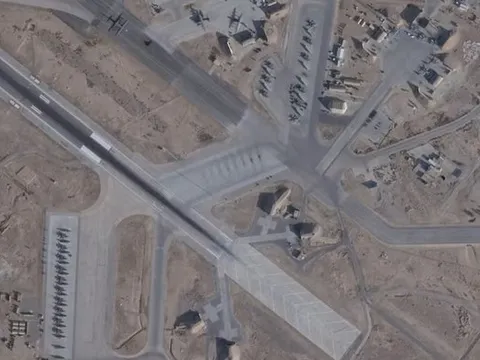 Căng thẳng với Iran tăng cao, Mỹ trang bị bệ phóng tên lửa di động tại căn cứ Qatar