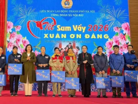 Phường Việt Hưng chăm lo Tết cho đoàn viên, người lao động