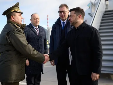 Ông Zelensky đến Munich tề tựu với đồng minh