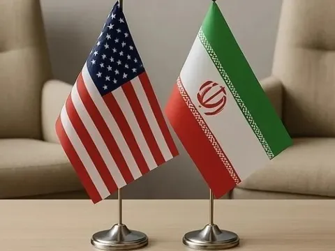 Iran đề xuất hợp tác năng lượng, khai khoáng, máy bay với Mỹ