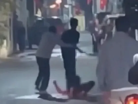 Người đàn ông bị chém tử vong ở Hà Nội, công an vào cuộc điều tra