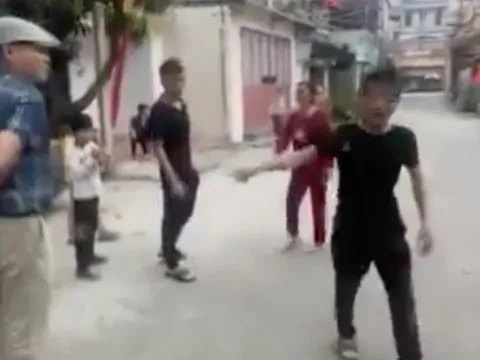 Công an khẩn trương xử lý vụ đòi tiền đỗ xe trái quy định trước cổng chùa Gôi