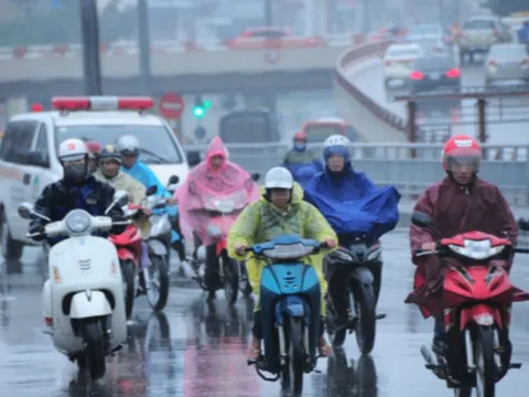 Miền Bắc mưa dông diện rộng, nồm ẩm kéo dài: Cảm giác “rét ngọt” quay trở lại