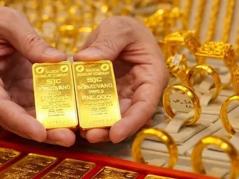Giá vàng chiều nay 27/2: Vàng nhẫn, vàng SJC Bảo Tín Minh Châu tách đi riêng