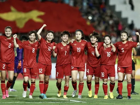 Bầu Hiển và cuộc cách mạng bóng đá nữ Việt Nam