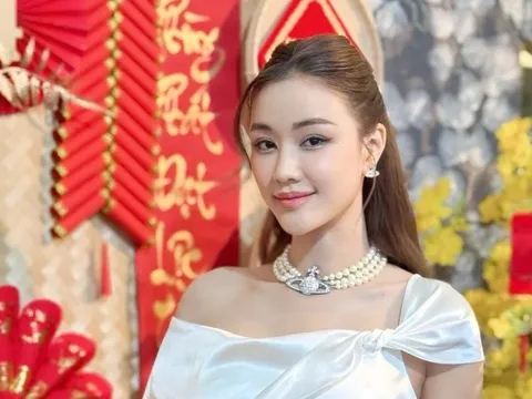 Nữ diễn viên là doanh nhân xinh đẹp trong “Không giới hạn”, U40 làm mẹ đơn thân