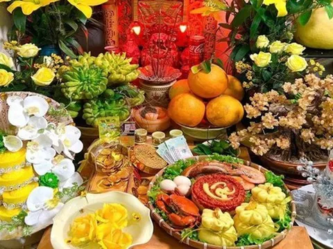 Vì sao phải kiêng kỵ nếm thử món ăn trước khi dâng cúng?