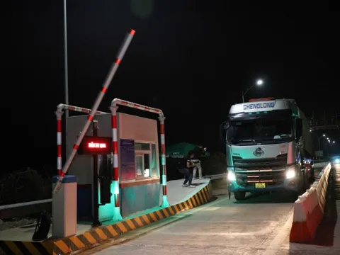 Chính thức thu phí 5 tuyến cao tốc Bắc-Nam: Giai đoạn mới trong vận hành hạ tầng giao thông quốc gia