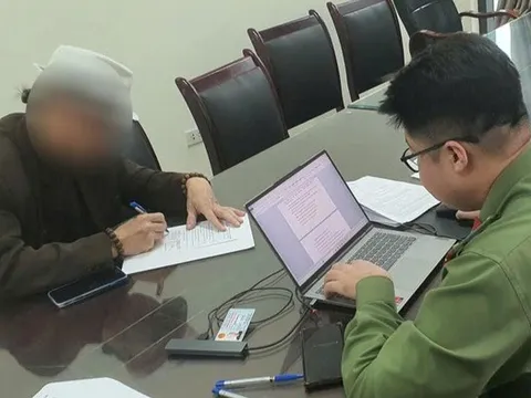 Một người đàn ông ở Hà Nội bị phạt 7,5 triệu đồng do đăng tin sai sự thật về bầu cử