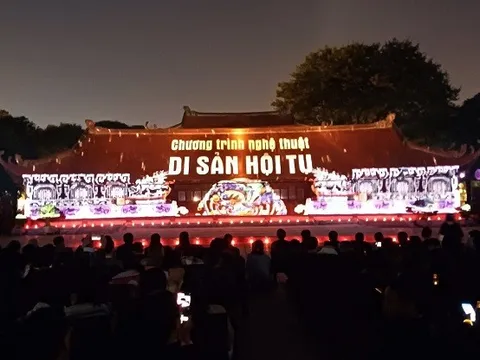 Trải nghiệm chương trình nghệ thuật “Di sản hội tụ” tại Văn Miếu - Quốc Tử Giám