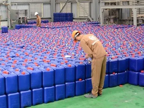 Cổ phiếu Hóa chất Đức Giang (DGC) giảm kịch sàn sau khi lãnh đạo bị bắt