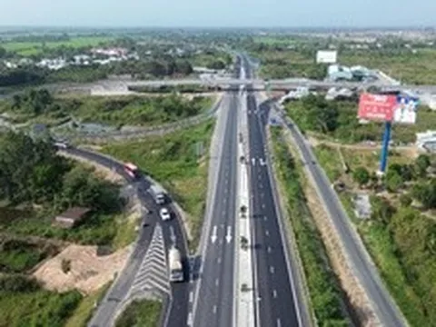 Bài 2: Cao tốc mở ra biển lớn: Thúc đẩy kinh tế biển và nông nghiệp xanh