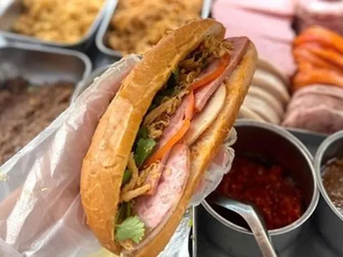 Diễn biến mới vụ nghi ngộ độc bánh mì khiến 17 người nhập viện