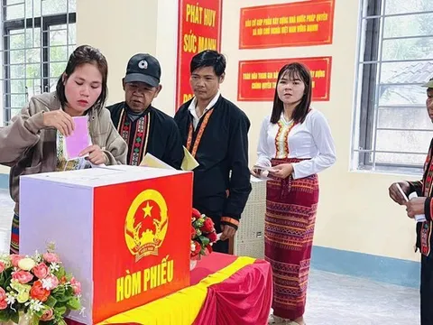 Hà Tĩnh: Tỉ lệ cử tri tham gia bầu cử đạt 99,99%, nằm trong nhóm cao nhất cả nước