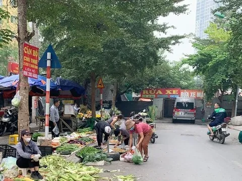 Đến 2030 Hà Nội sẽ giải tỏa 100% "chợ cóc", tăng 23% tổng số chợ