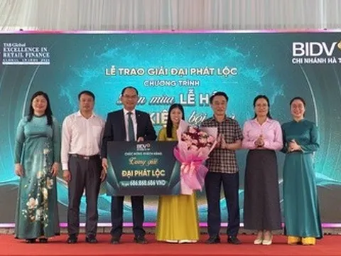 Khách hàng may mắn "đón lộc" hơn 686 triệu đồng từ BIDV