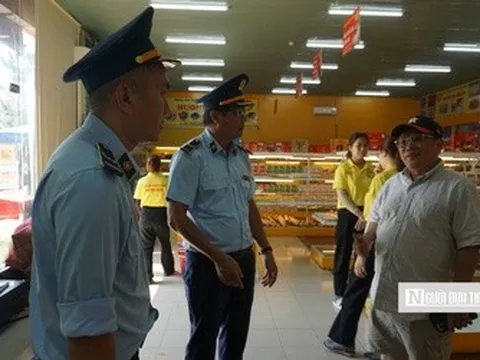 Quản lý thị trường Gia Lai kiểm tra, giám sát các cơ sở kinh doanh phục vụ Năm Du lịch quốc gia